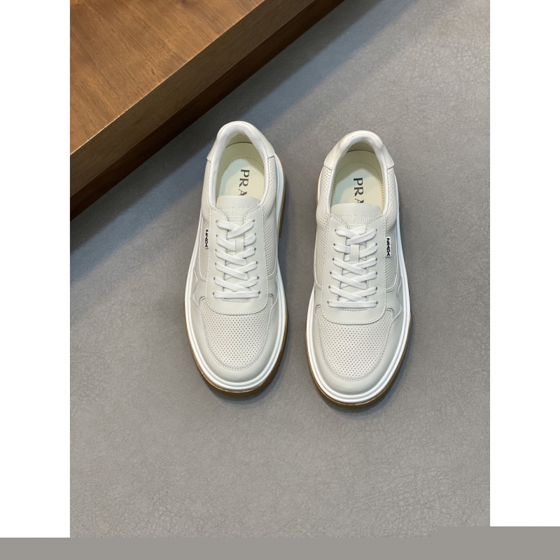 Pra*a casual shoes